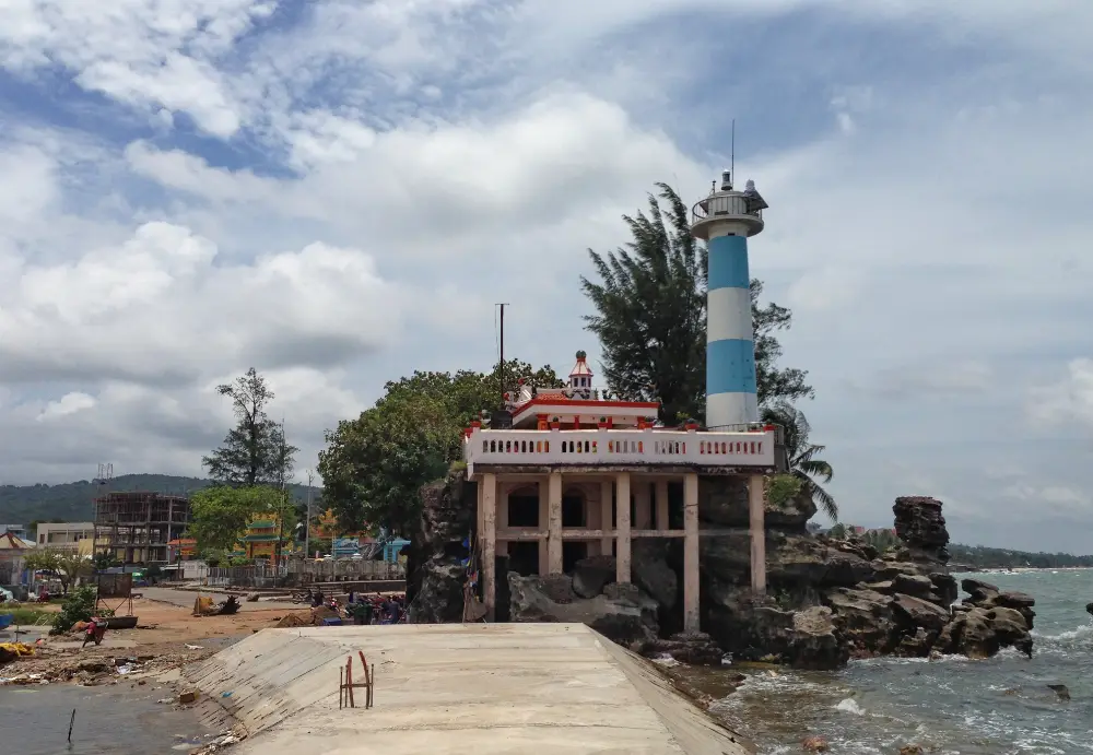 Historical Trail through Dinh Cau Temple in Phu Quoc