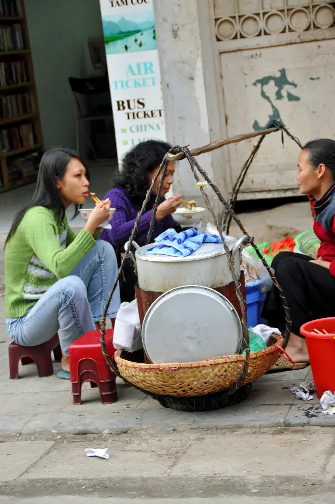 Walking Exploration around Hanoi Street Food