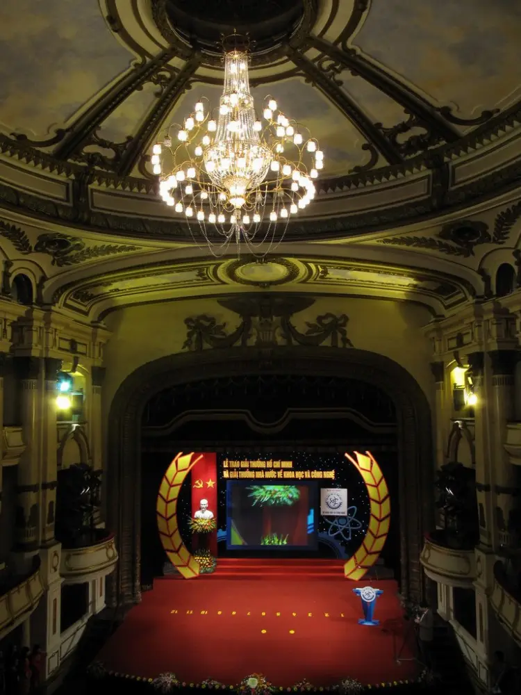Photography Route at Hanoi Opera House