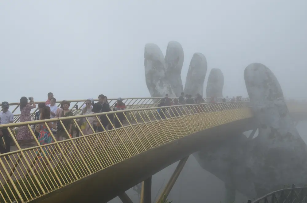 Local Stories at Golden Bridge in Da Nang