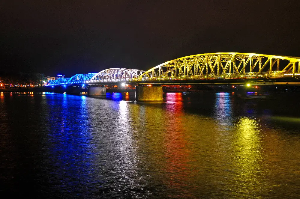 Walking Exploration around Truong Tien Bridge in Hue