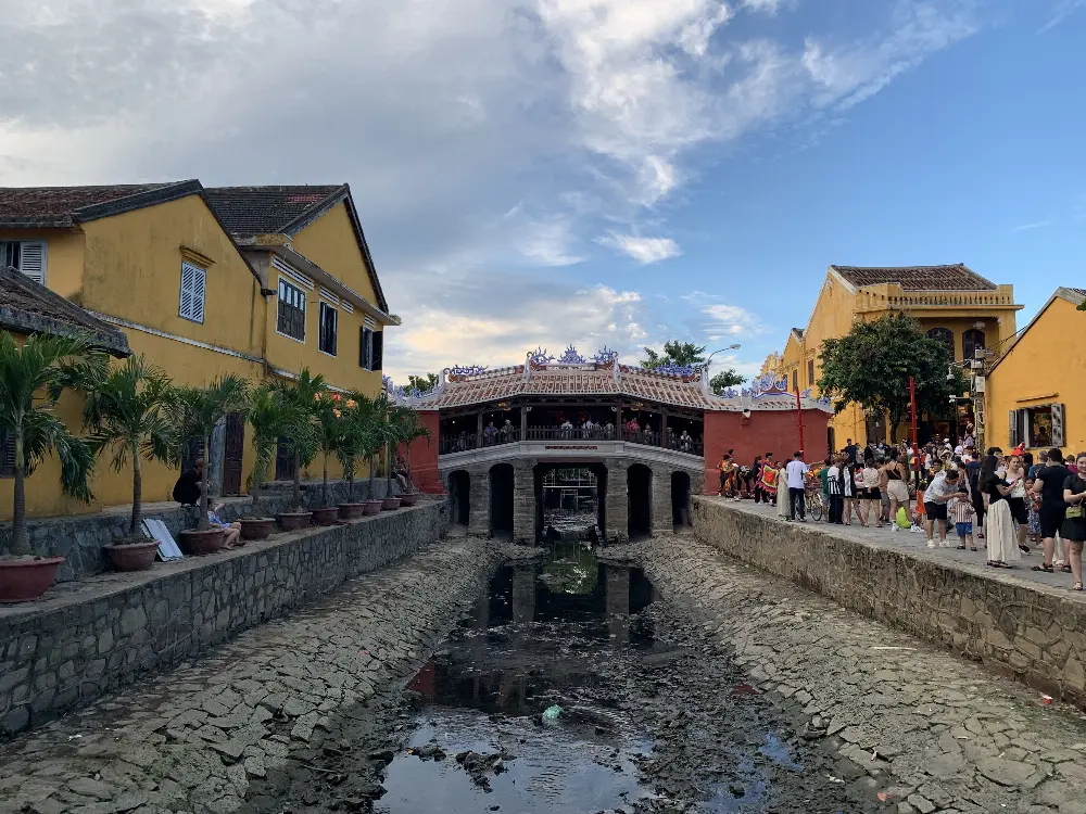 From Close-Up to Panorama at Japanese Covered Bridge in Hoi An
