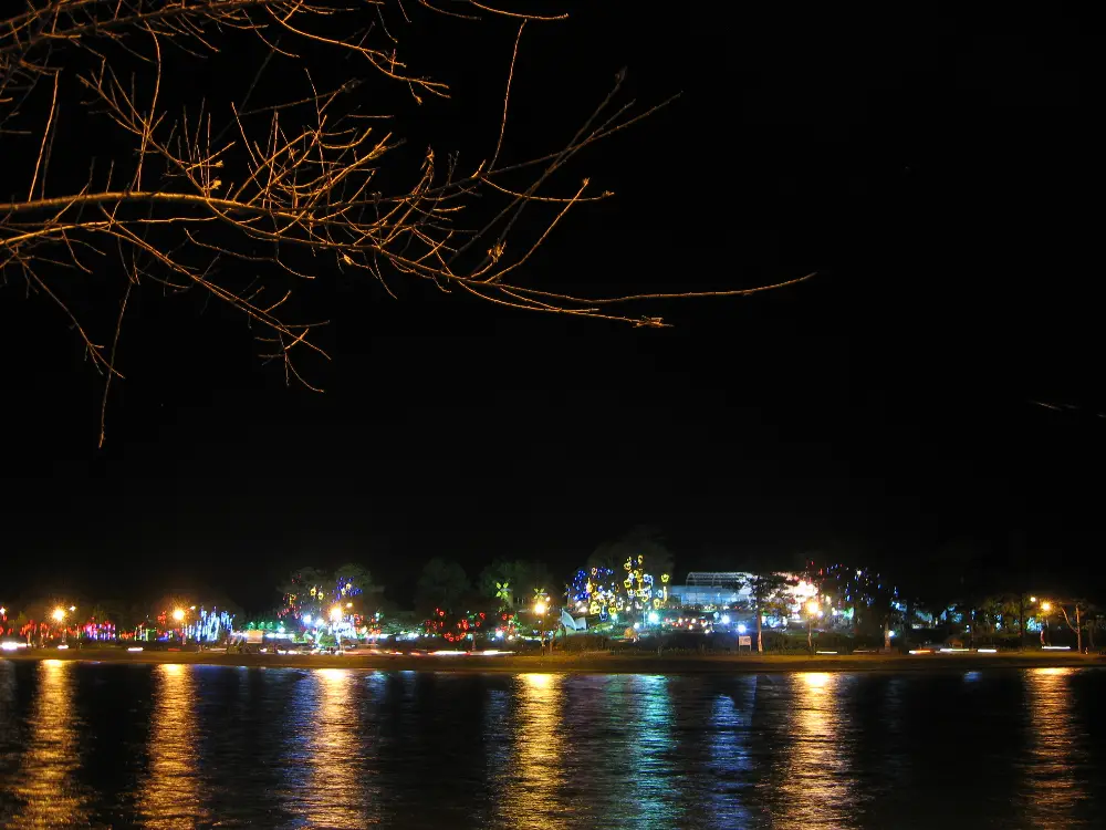 In-Depth Observation Route at Xuan Huong Lake in Da Lat