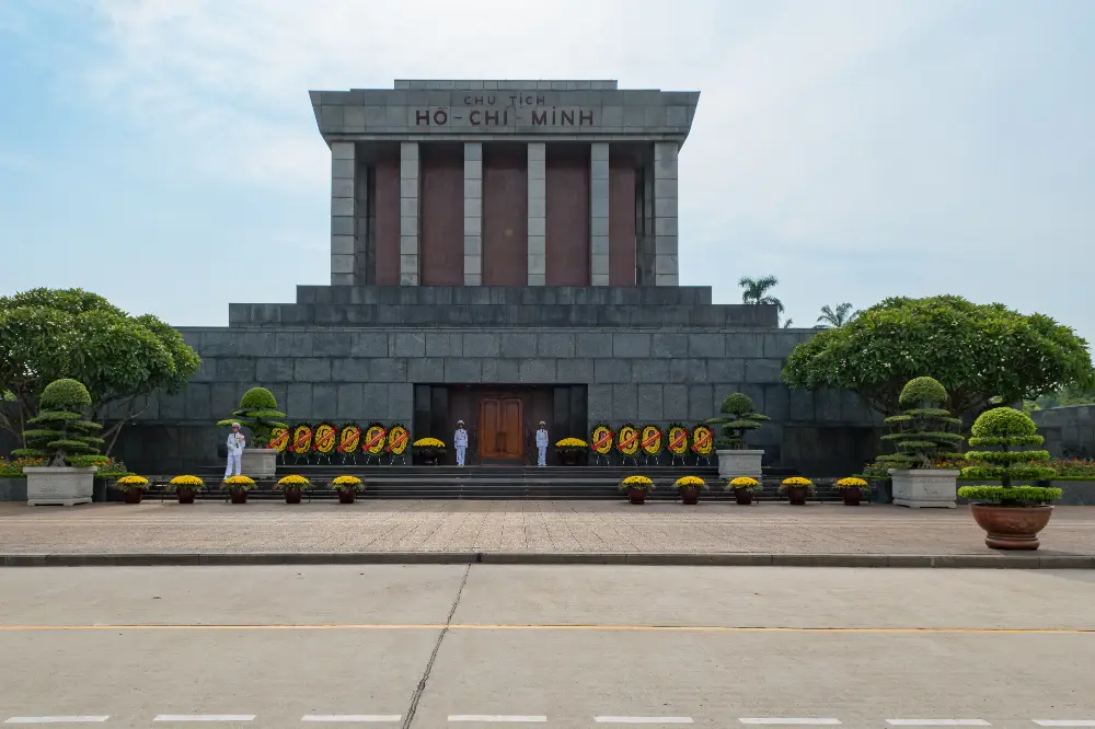 Walking Exploration around Ho Chi Minh Mausoleum in Hanoi