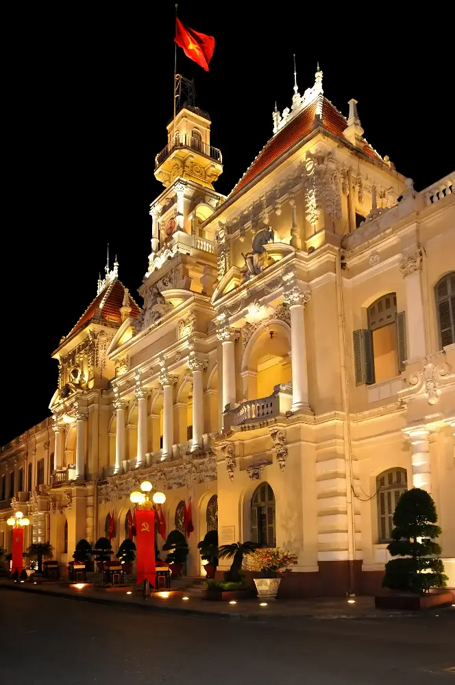 Local Life in Saigon - 2-Hour Private Walk