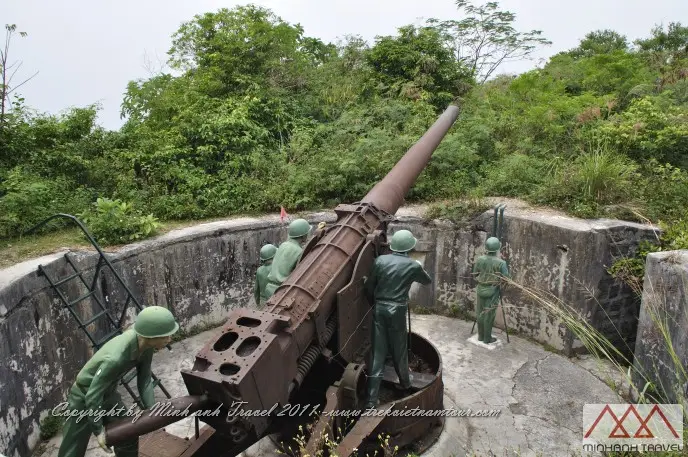 Tour toàn cảnh Pháo đài Thần Công tại Cát Bà