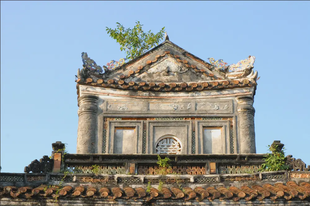 Photography Route at Tu Duc Tomb in Hue
