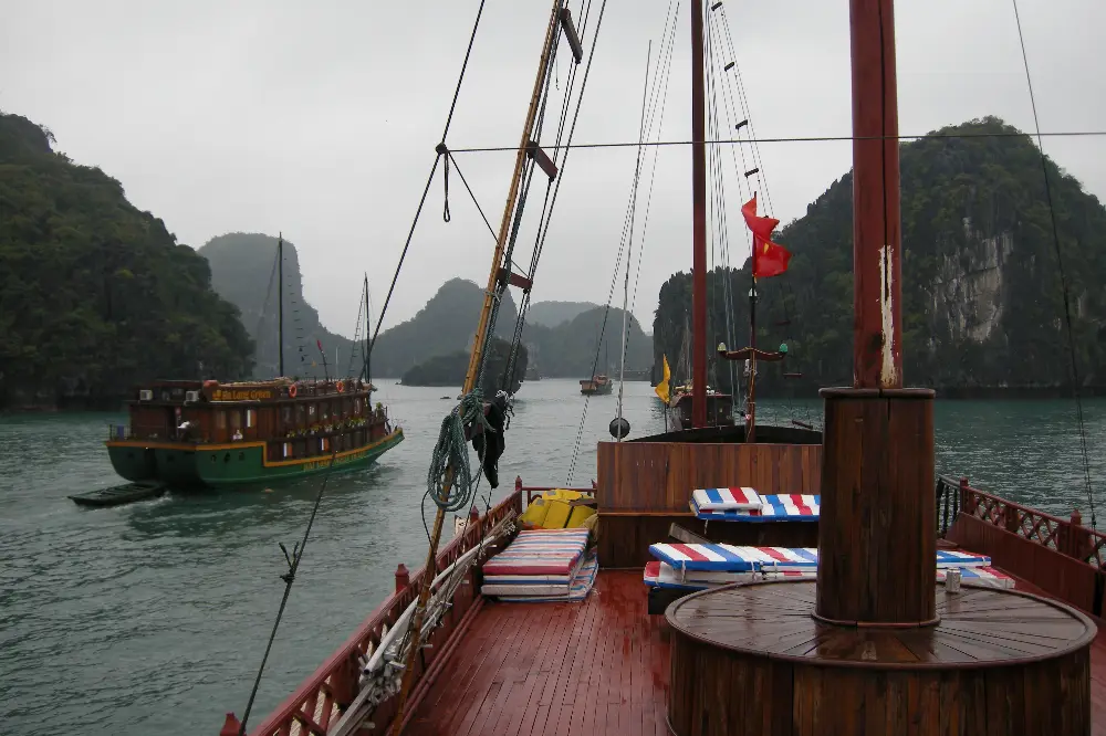 Local Stories at Ha Long Bay