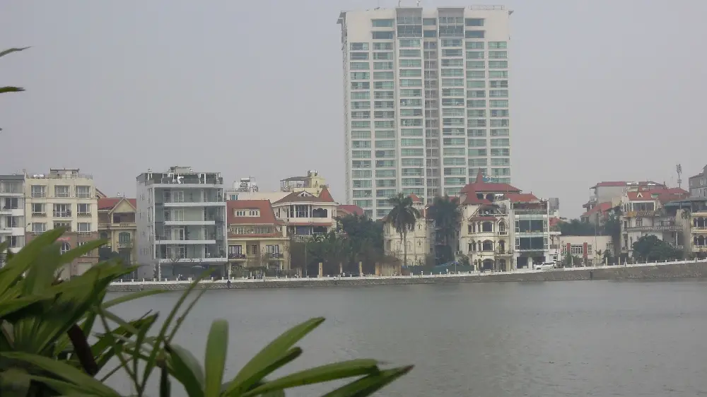 Photography Route at West Lake in Hanoi