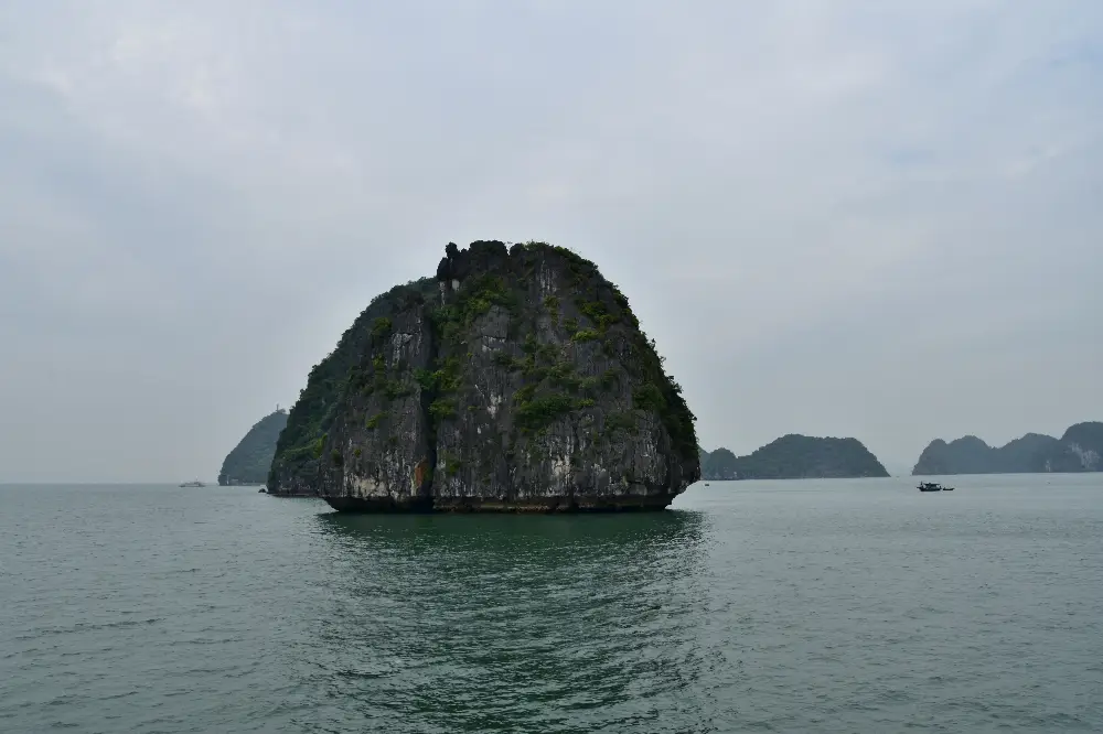 In-Depth Observation Route at Ha Long Overview