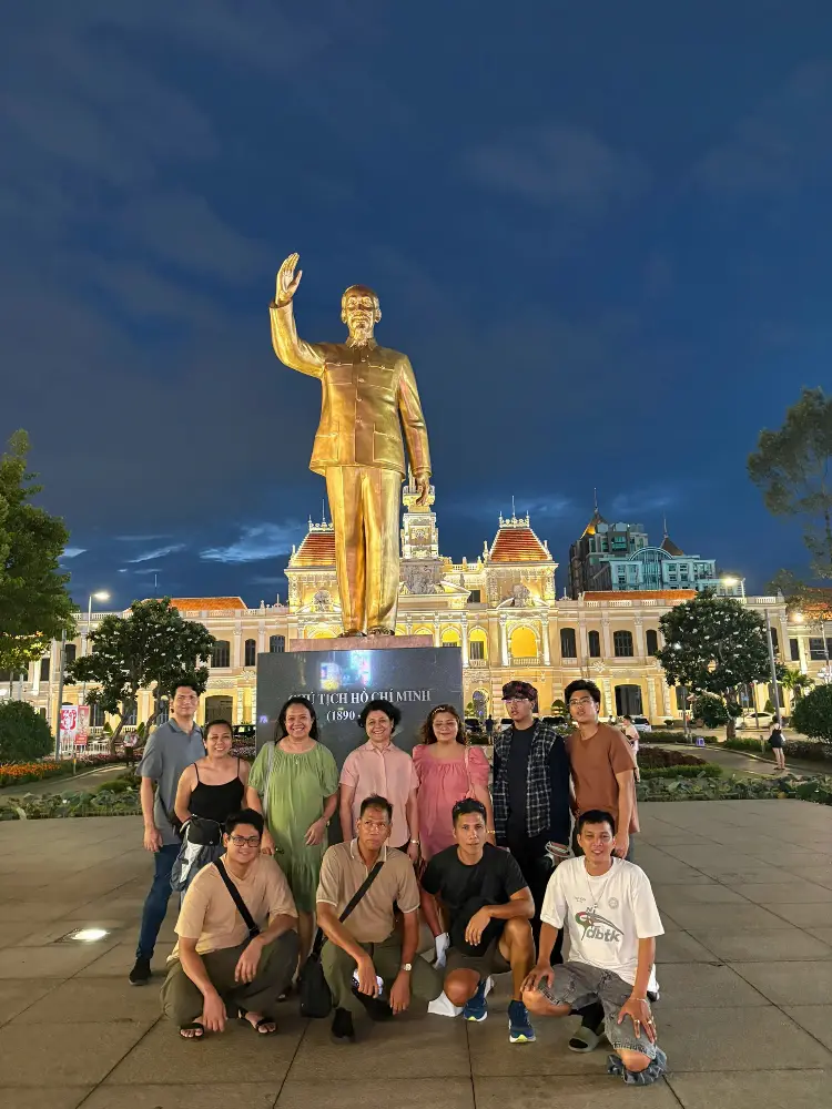 Private Saigon Tour with a Local - 2-Hour Private Walk