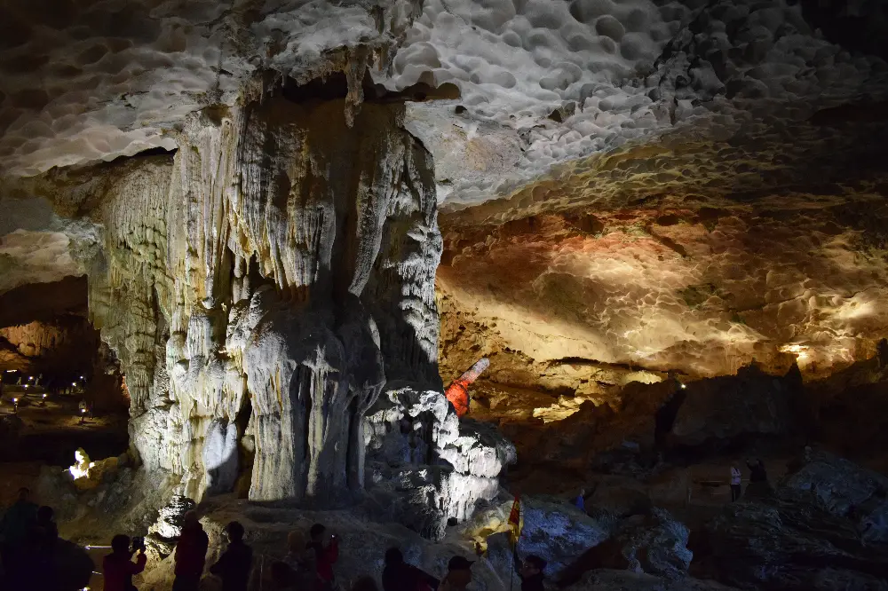 Sung Sot Cave in Ha Long Overview Tour
