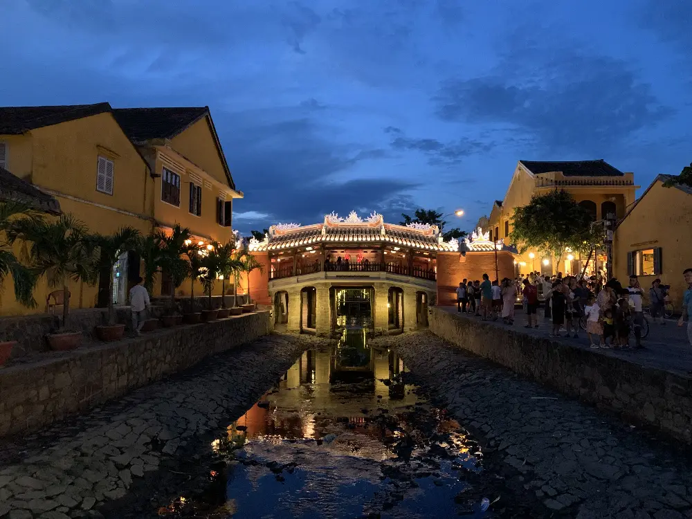 From Close-Up to Panorama at Japanese Covered Bridge in Hoi An
