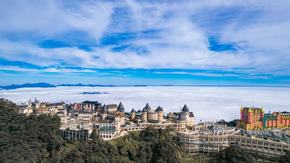 Ba Na Hills, Golden Bridge & Marble Mountain Private Day Tour