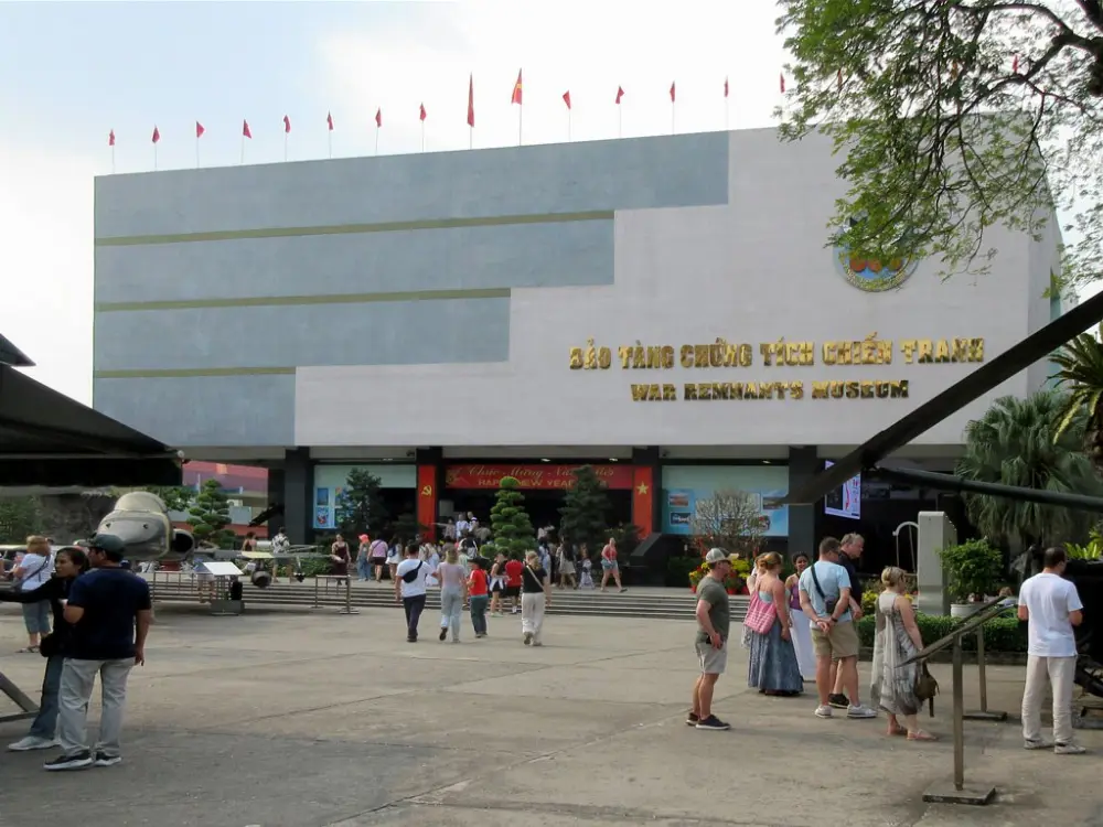 Saigon Walking Tour - 6-Hour Family Experience
