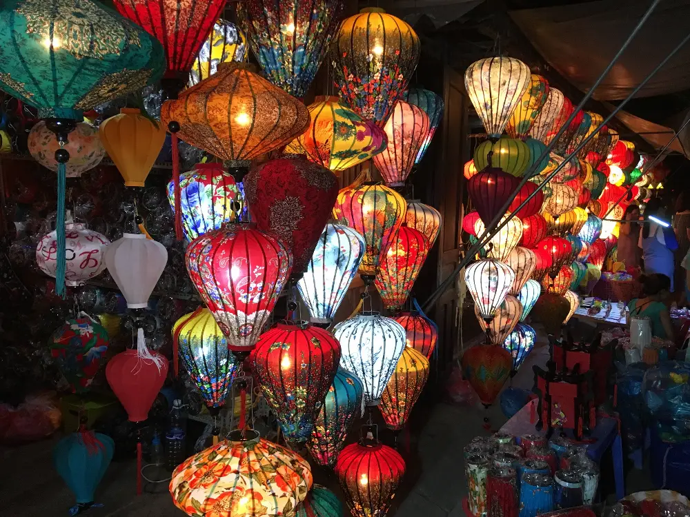 Walking Exploration around Hoi An Lanterns