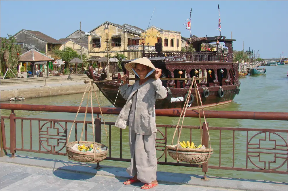 Walking Exploration around Thu Bon River in Hoi An