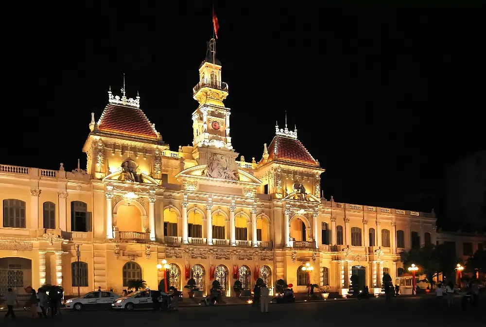 Local Life in Saigon - 2-Hour Private Walk