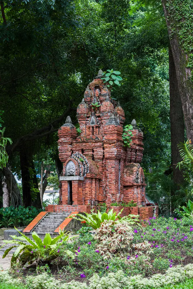 Công viên Tao Đàn - Gia đình 6 giờ