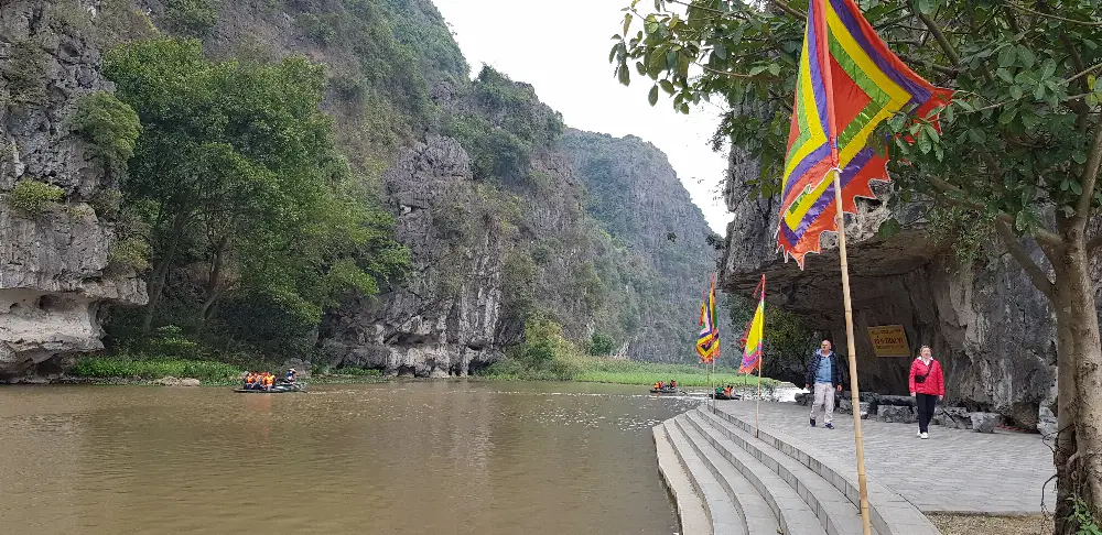 Những góc nhìn ít gặp của Tam Cốc tại Ninh Bình