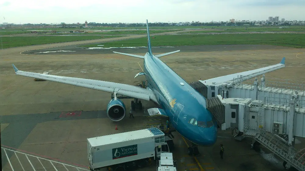Airbus A330 at Tan Son Nhat - Sedan Meet-and-Greet