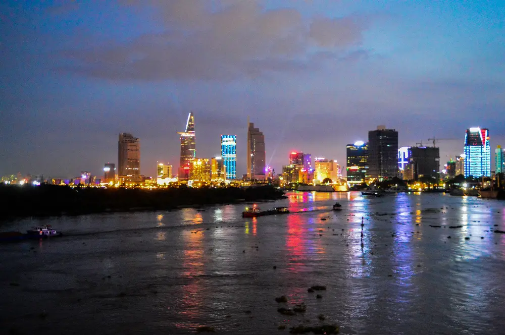 Khám phá chi tiết đặc trưng của Toàn cảnh Sài Gòn tại Thành phố Hồ Chí Minh