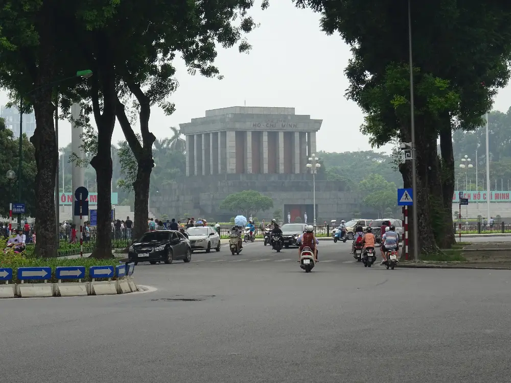 Cảnh quan và không gian của Lăng Chủ tịch Hồ Chí Minh tại Hà Nội