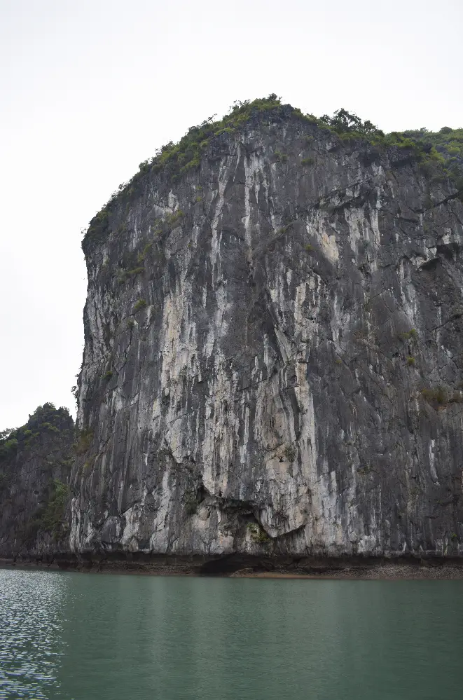 In-Depth Observation Route at Luon Cave in Ha Long